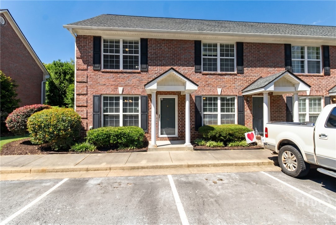 240 Cleveland Rd. 440 — photo