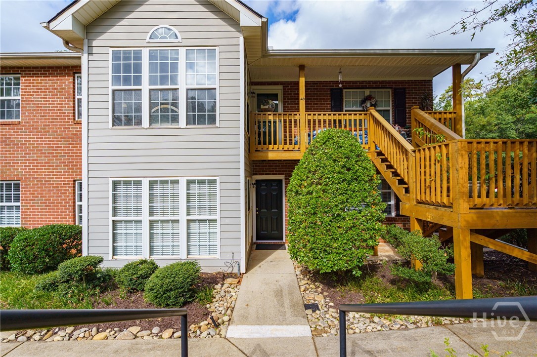 345 Research Drive 98 — photo