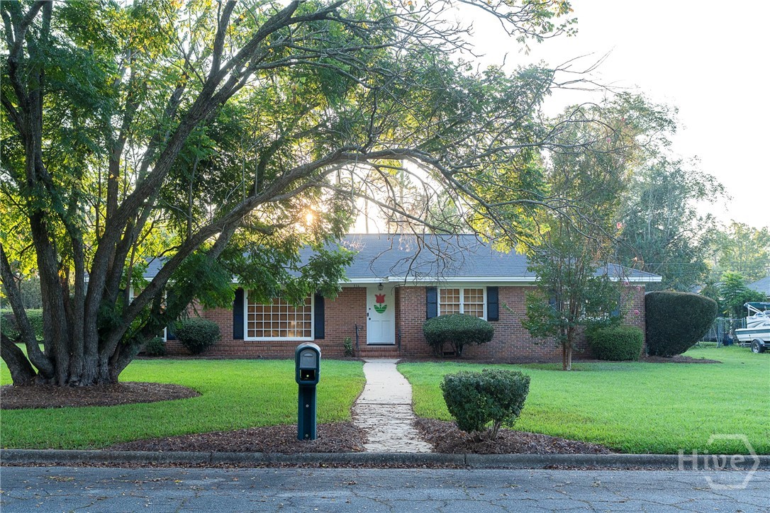 516 Summit Drive — photo