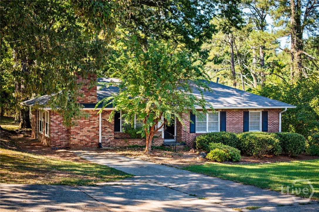 8421 Macon Highway — photo
