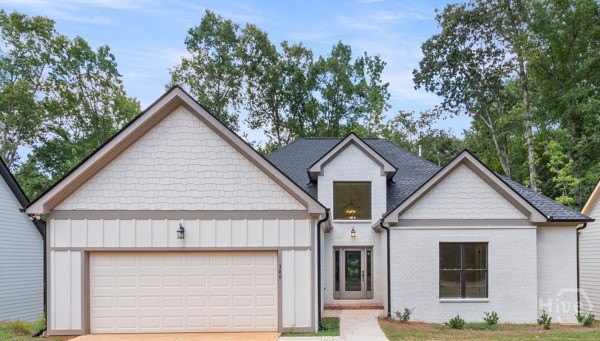 380 Ansley Drive — photo