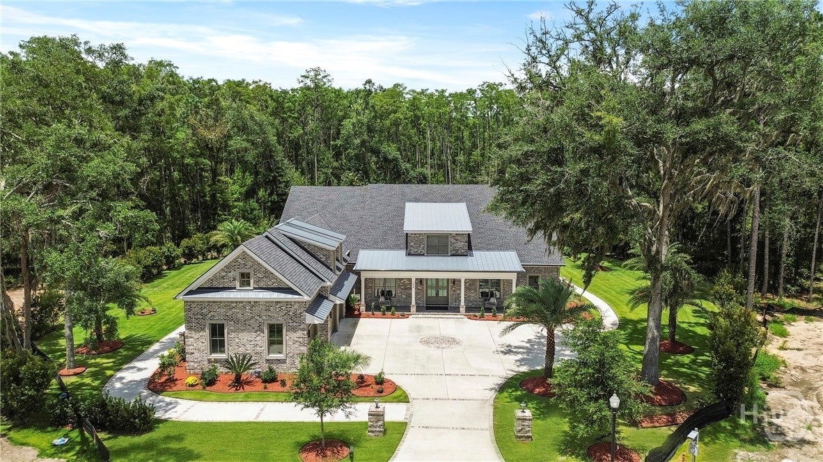 208 Wood Haven Court — photo