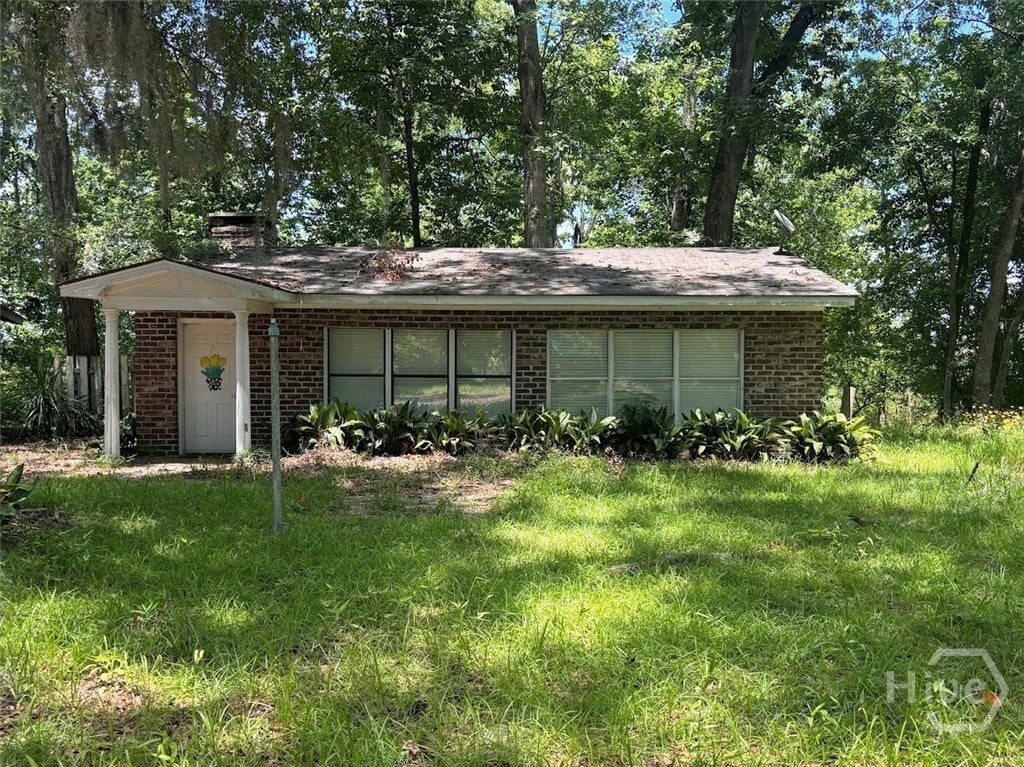 282 Tuckasee King Road — photo