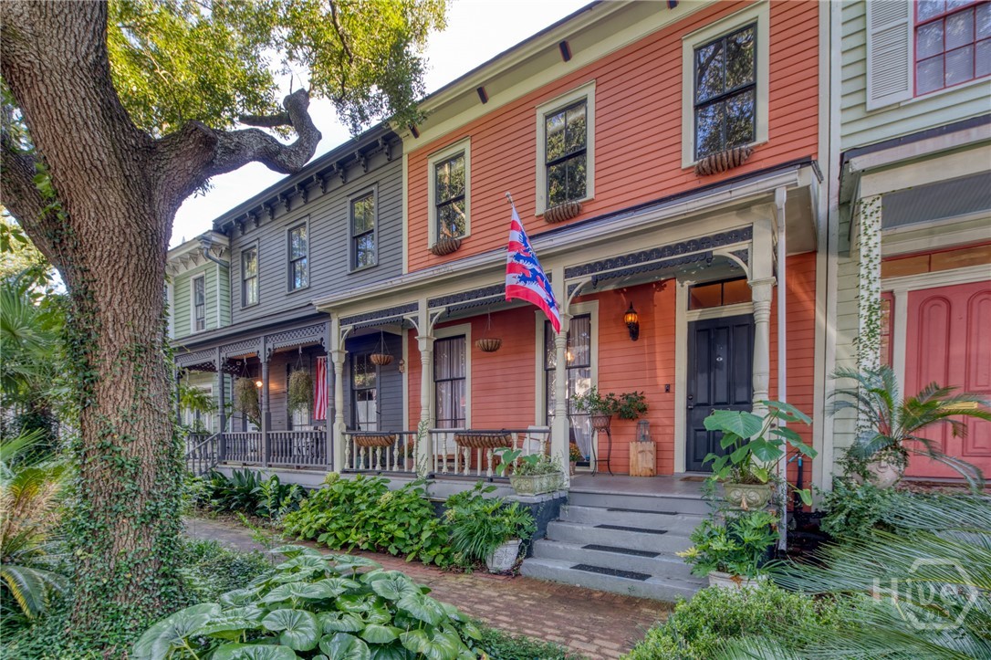 213 W Duffy Street — photo
