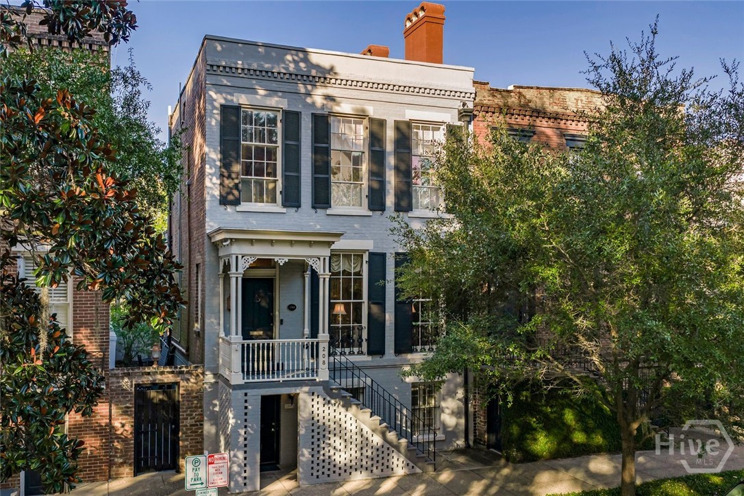 208 E Liberty Street — photo