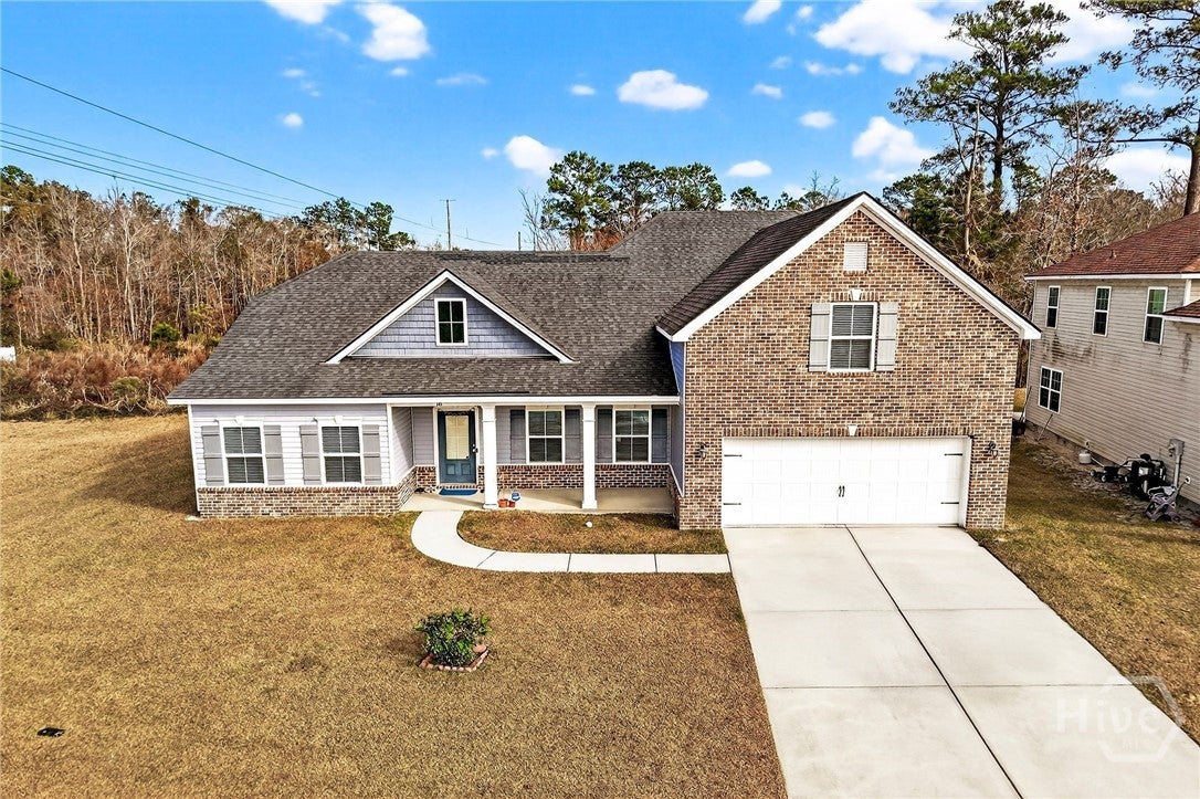 16 Litchfield Drive — photo