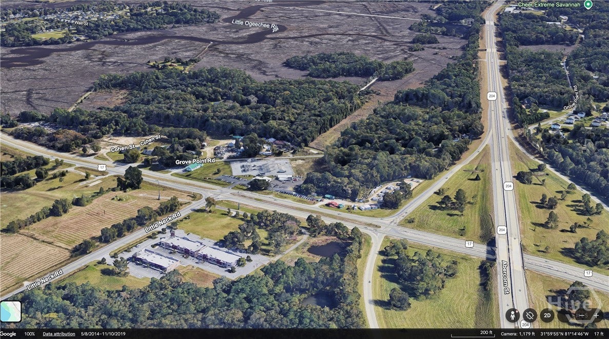 1402 Grove Point Road, Savannah, GA 31419 — photo 2