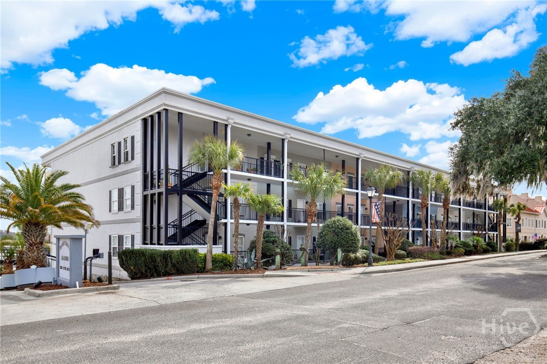 2902 River Drive D102 — photo