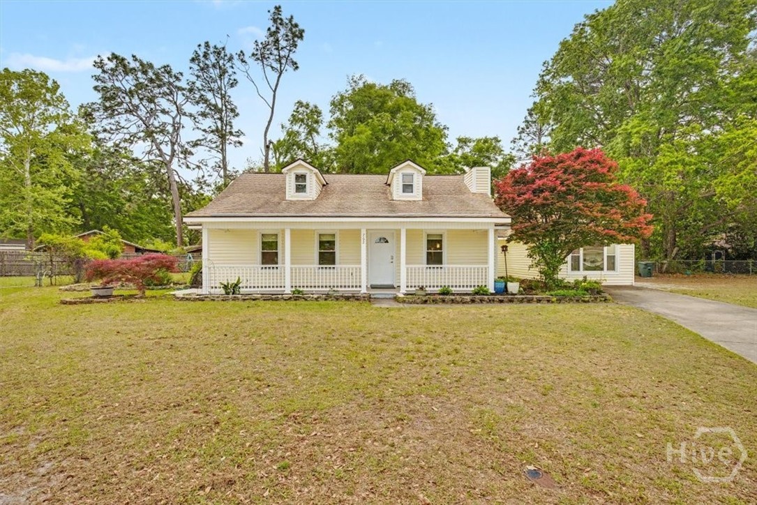 762 Robin Hood Drive — photo