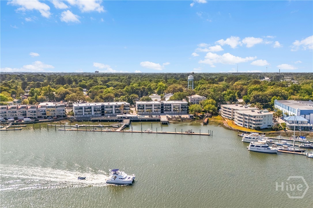 2902 River Drive B-301 — photo
