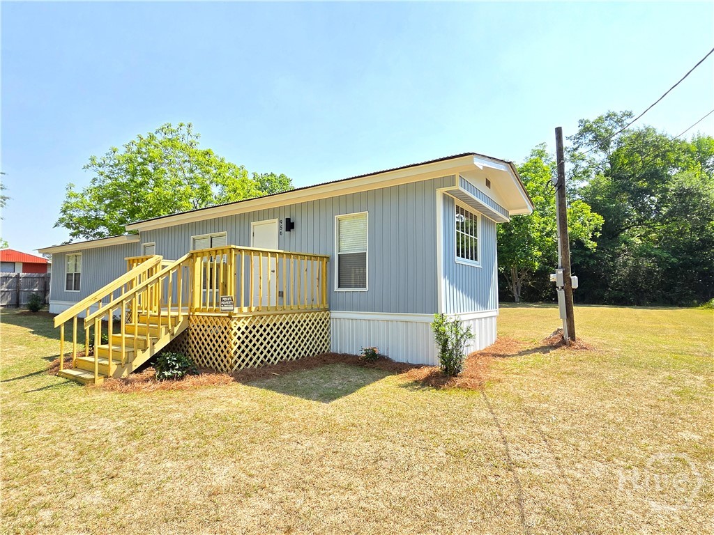 956 Donaldson Street — photo