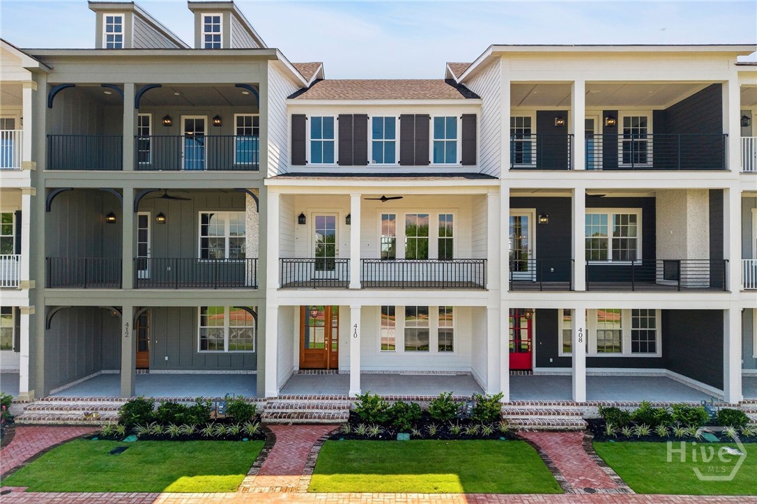 410 Legends Court — photo