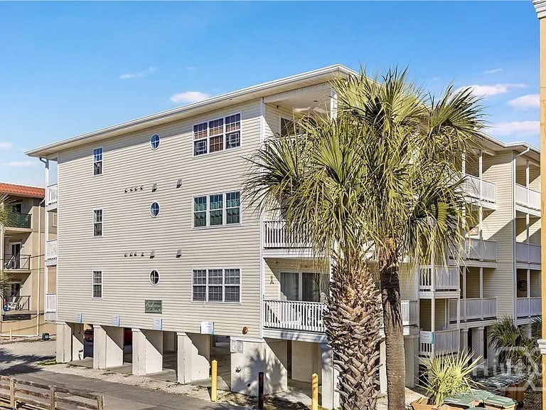 8 Silver Avenue 1 — photo