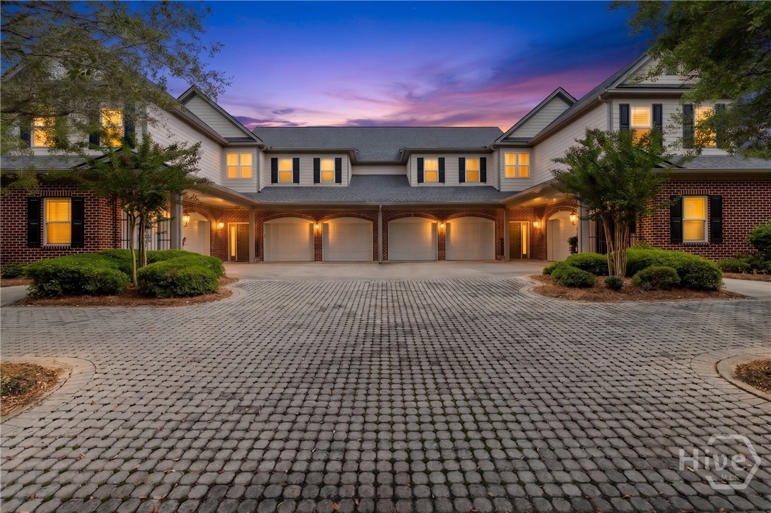 804 River Oaks Drive — photo