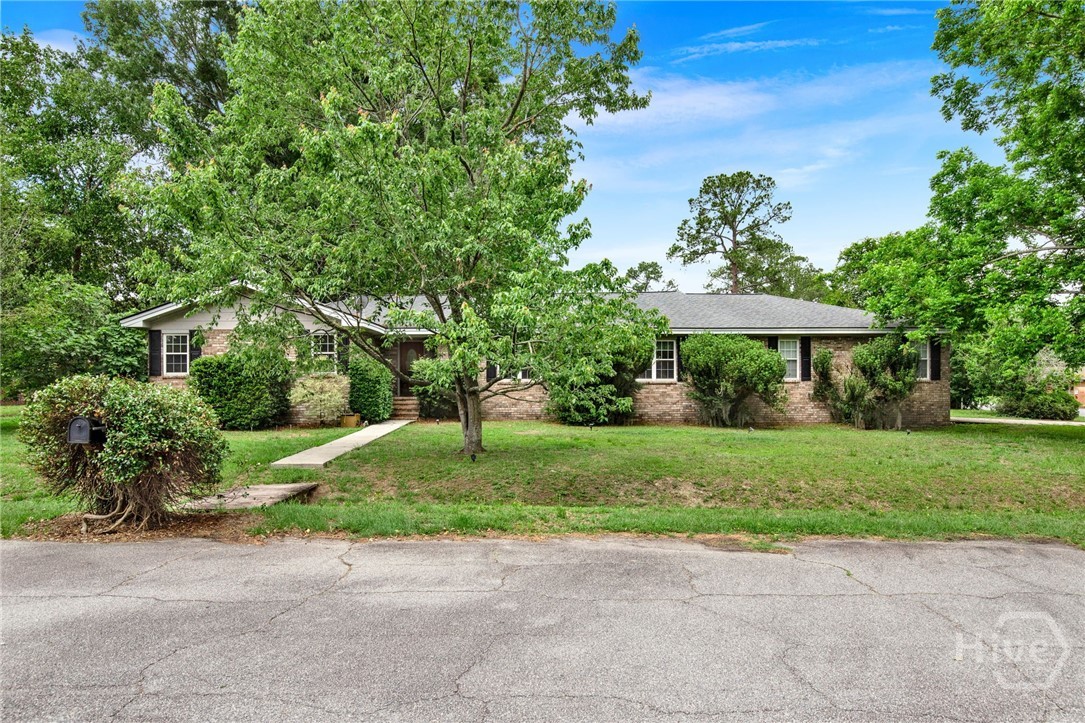 102 Quail Street — photo