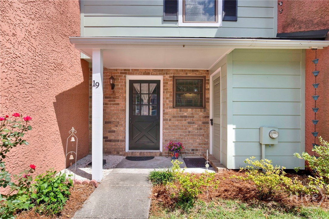 19 Clipper Court — photo