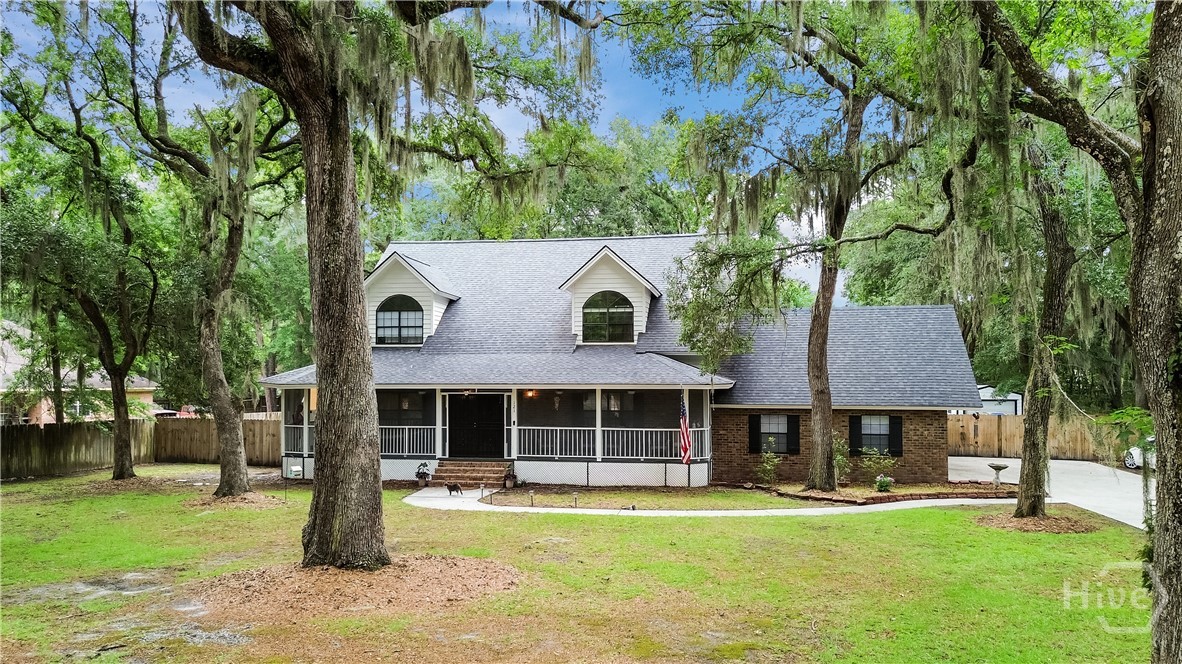 121 Oak Creek Court — photo