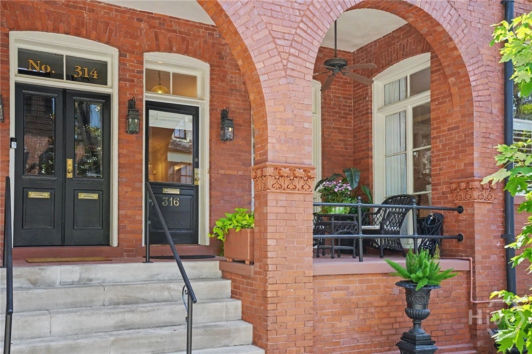 316 E Charlton Street — photo