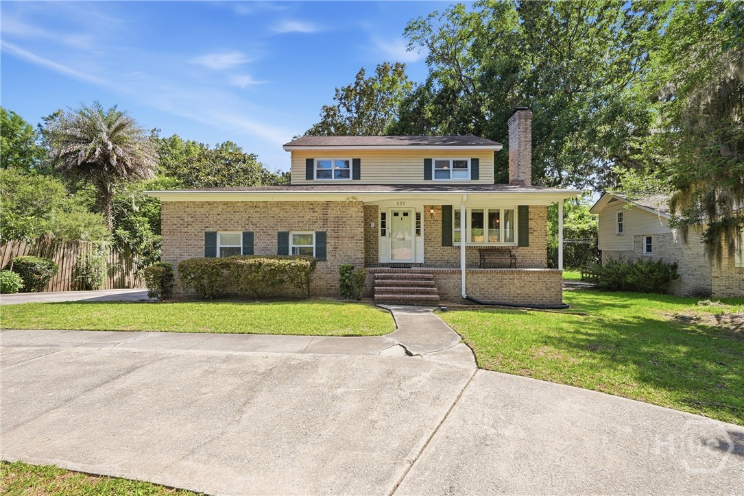 237 Kensington Drive — photo