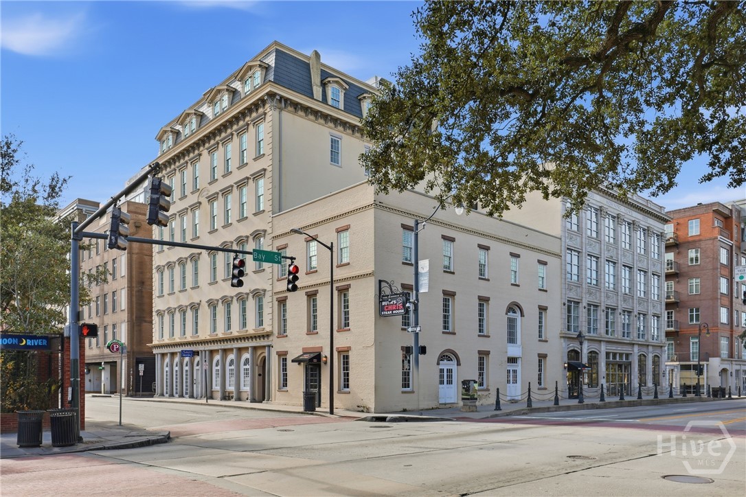 5 Whitaker Street 203E — photo