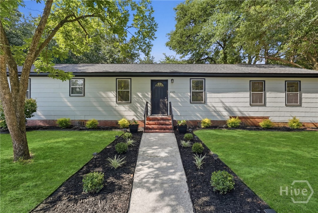 2326 Lorraine Drive — photo