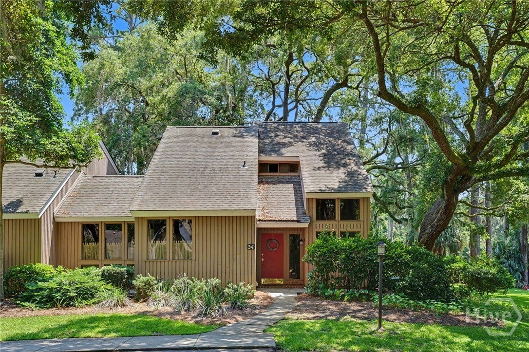 34 Dame Kathryn Drive — photo