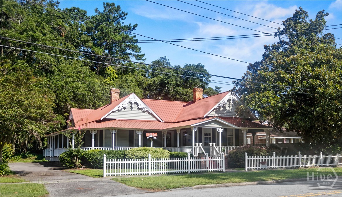 325-323 N Main Street — photo
