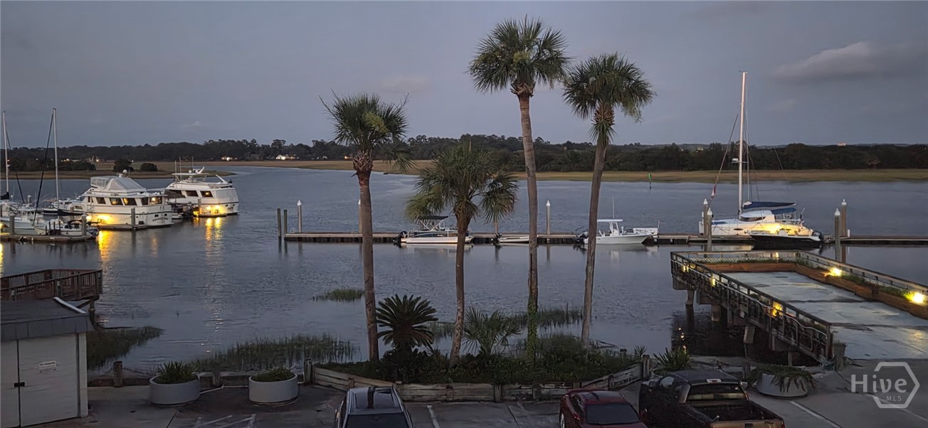 2902 River Drive 202 — photo