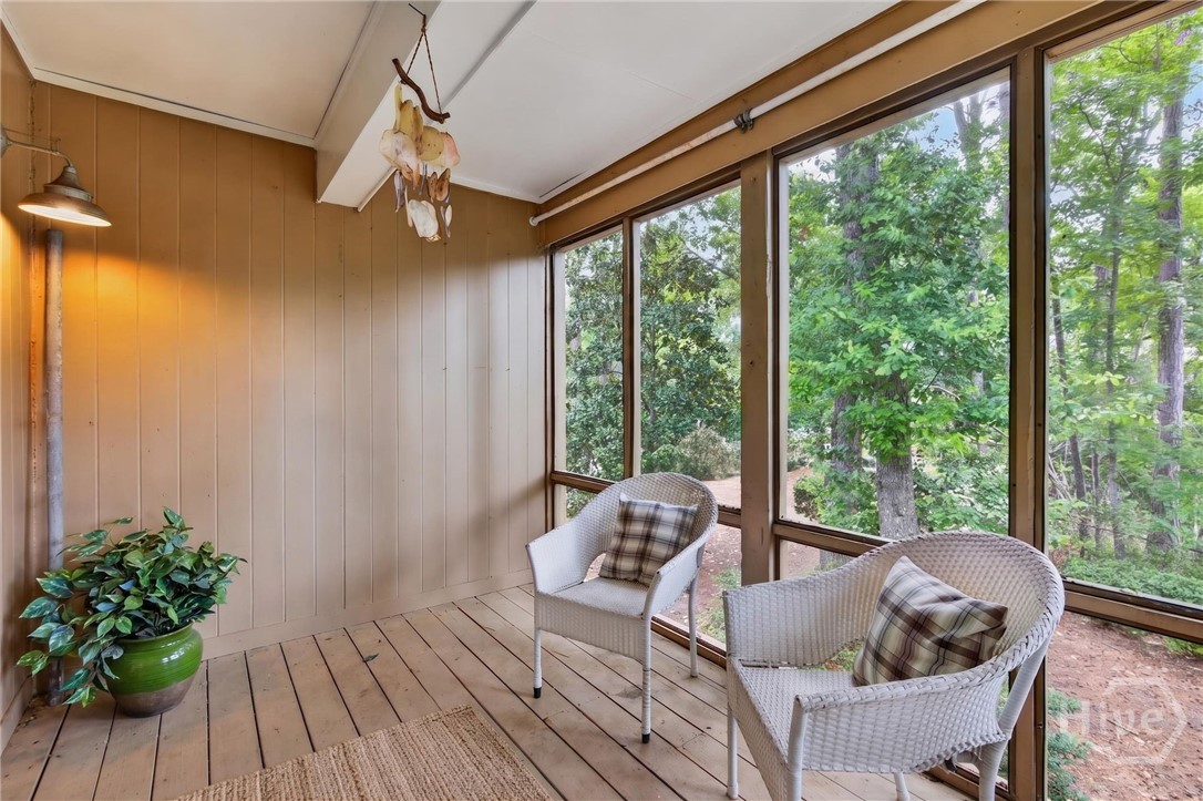 401 N Cromwell Road J7 — photo