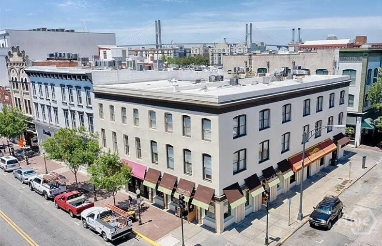 204 W Broughton Street 201 — photo