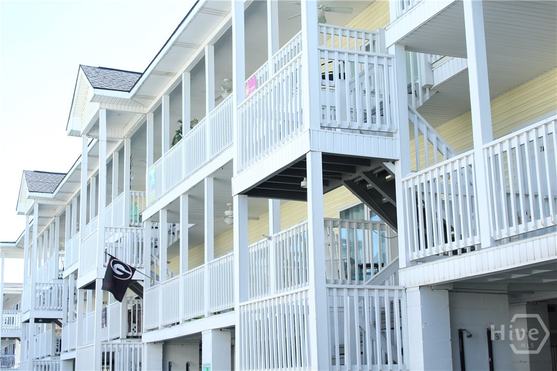 9 17th Place 7a — photo