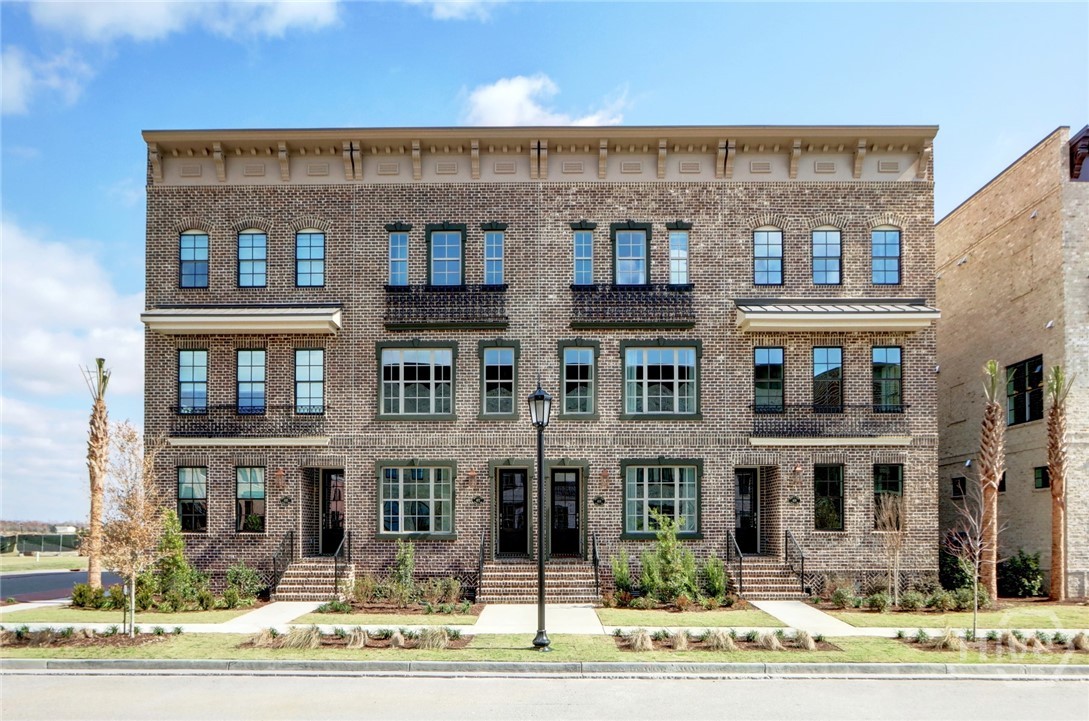 404 Upper East Avenue — photo
