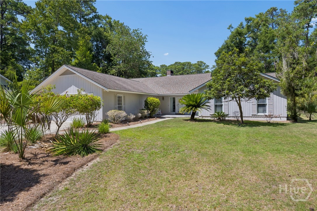 1 Brooks Lane — photo