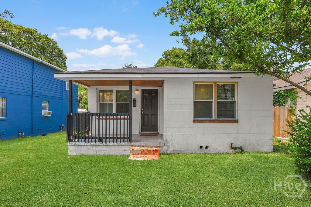 3311 Myrtle Street — photo