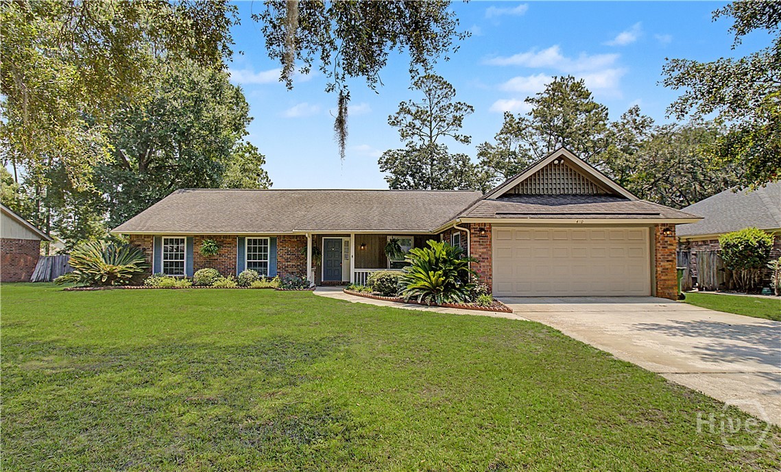 410 Club Drive — photo
