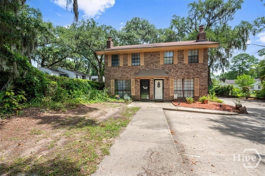 2220 E Victory Drive 6 — photo