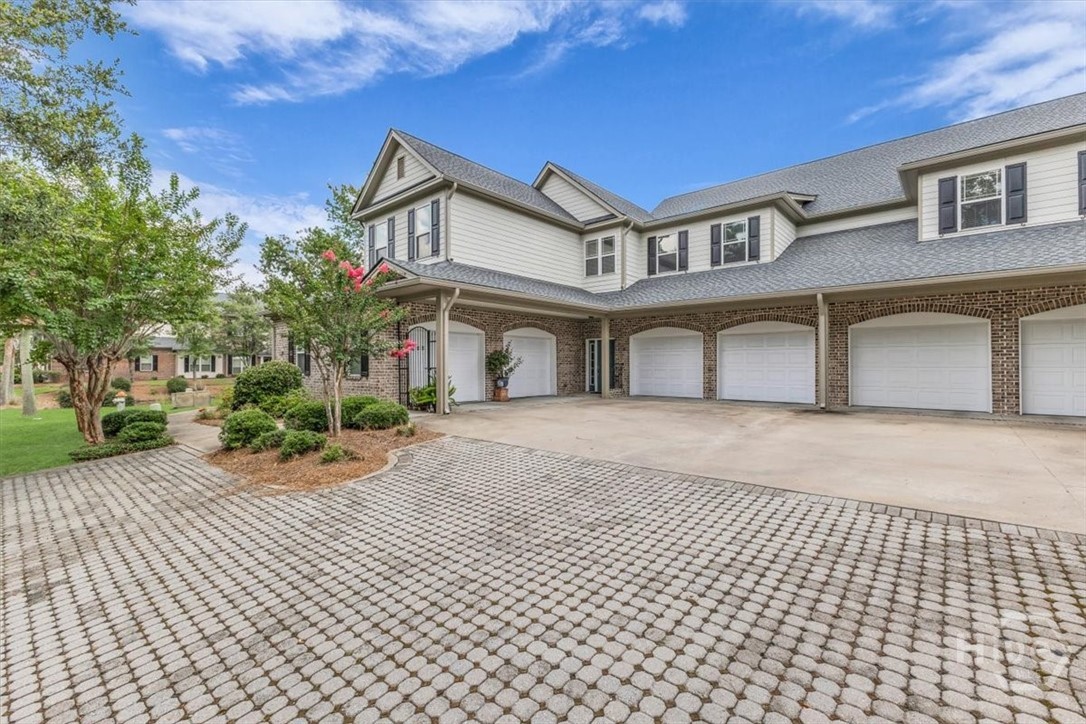 1003 River Oaks Drive — photo