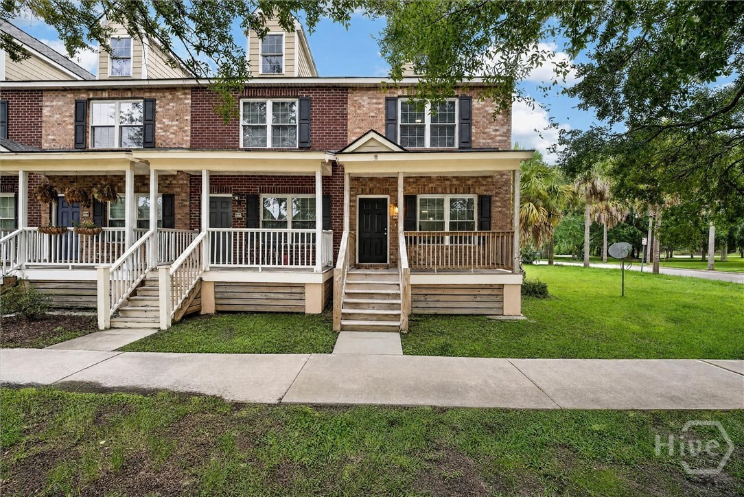 1516 E Henry Street — photo