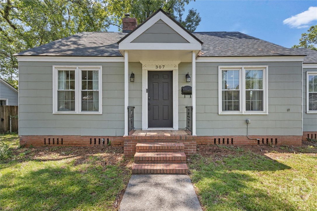 307 Columbus Drive — photo