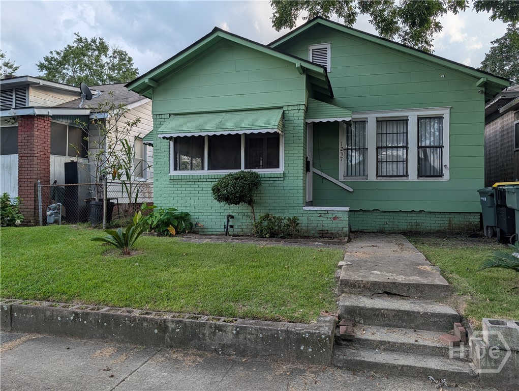 1237 E Anderson Street — photo
