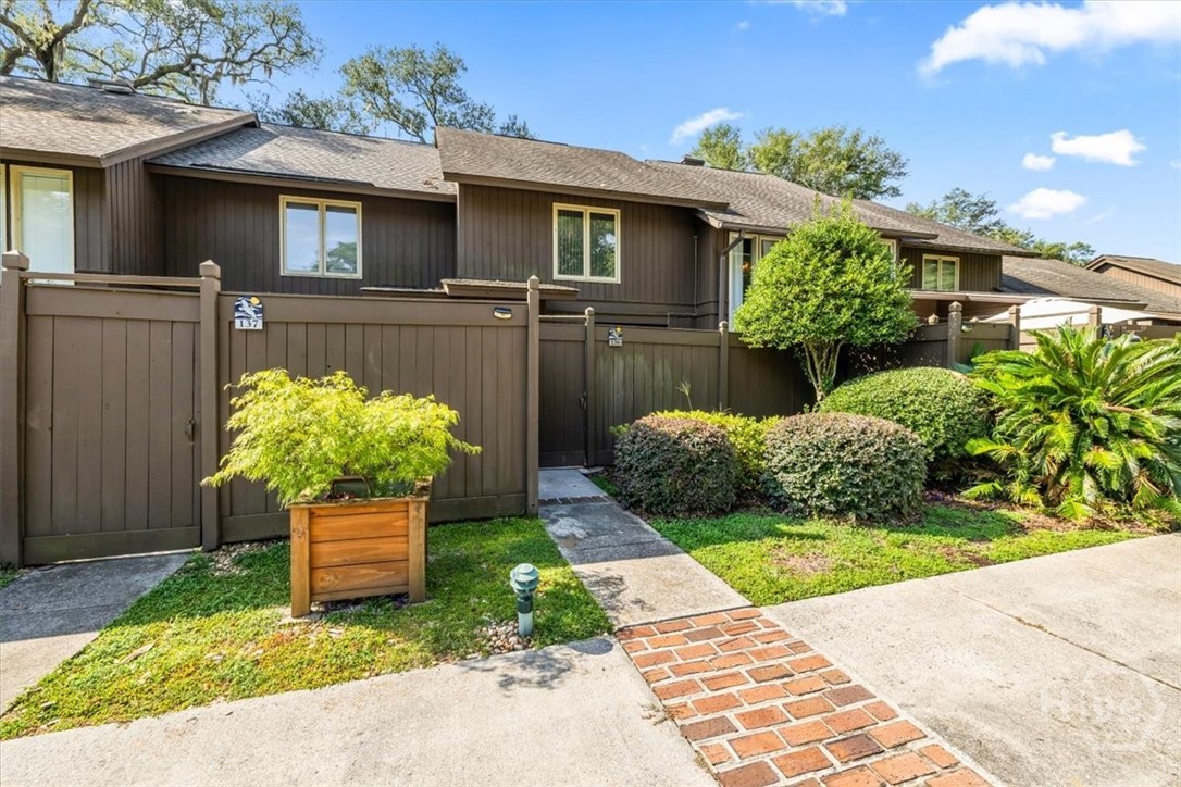 136 Brown Pelican Drive — photo