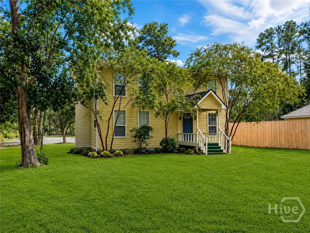 91 Holly Circle — photo