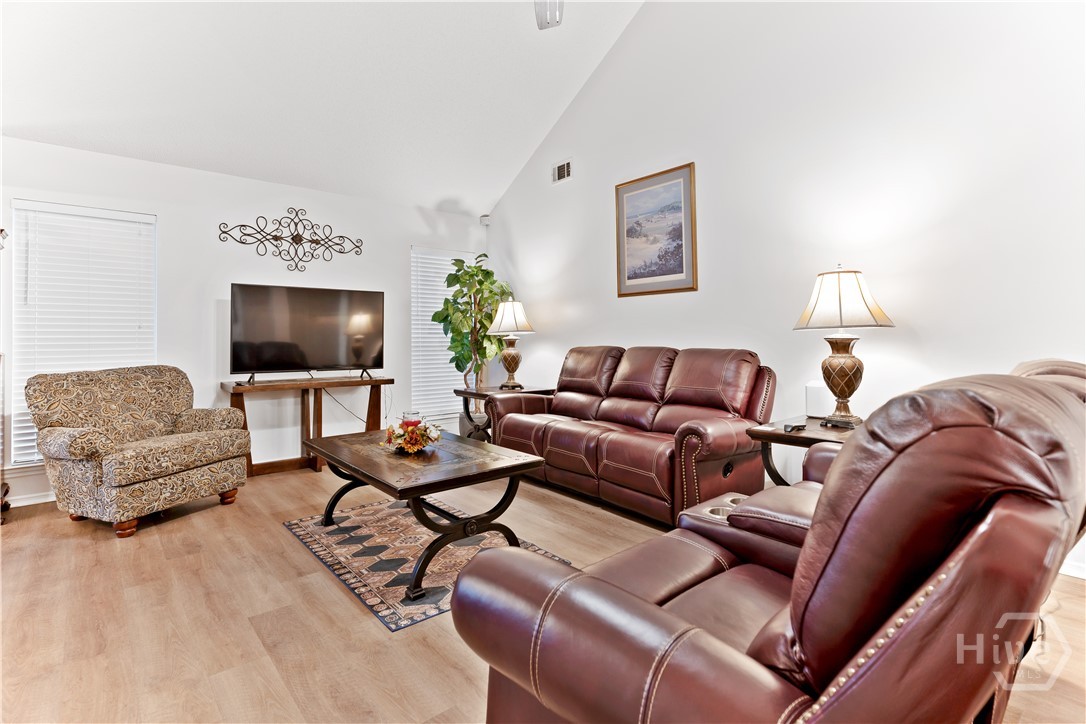 3 Tally Ho Court Furnished — photo
