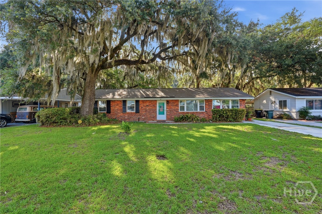 32 Silverstone Circle Furnished — photo