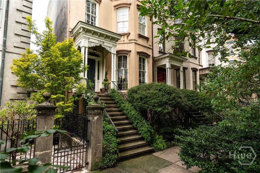 108 E Gaston Street — photo