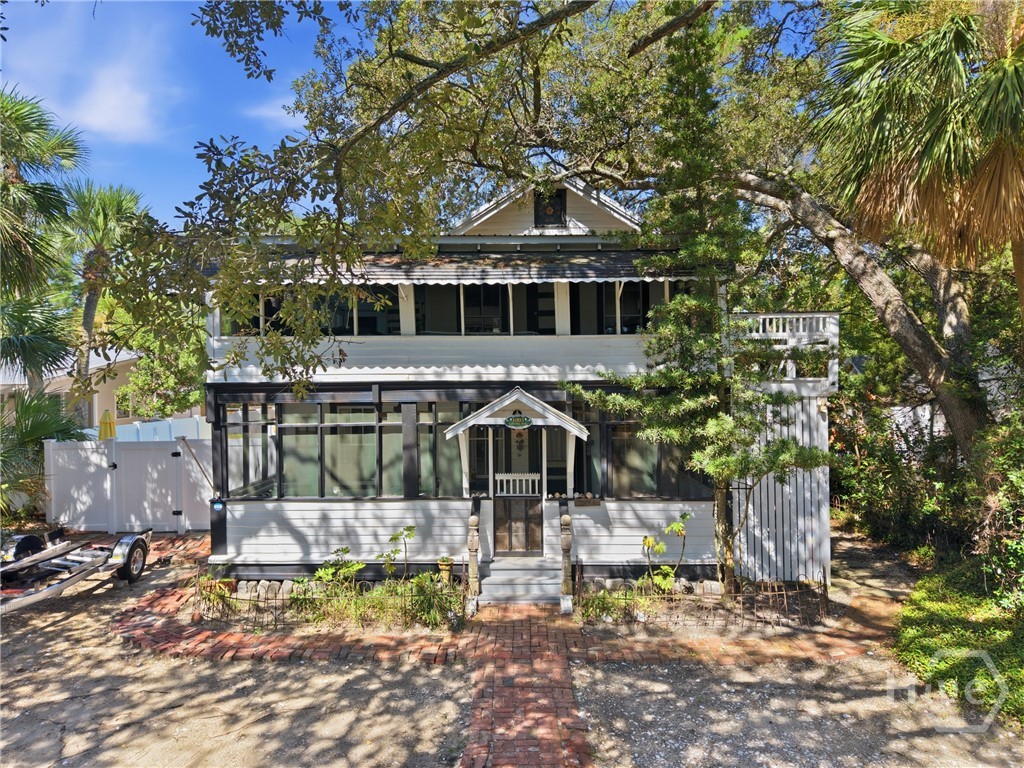 1003 Lovell Avenue — photo