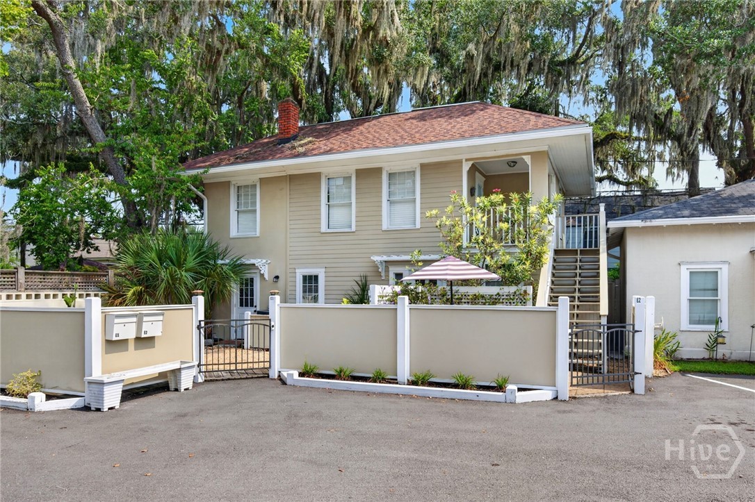1010 E Victory Drive E1 — photo