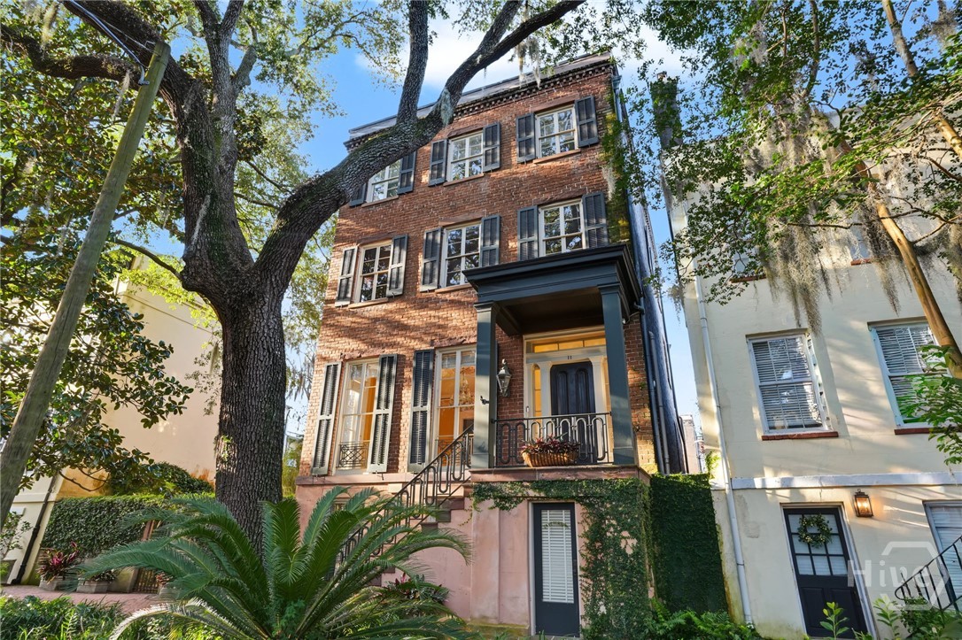 11 W Jones Street — photo