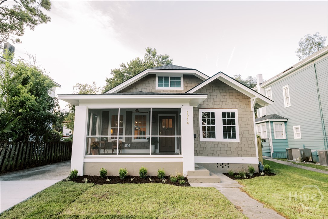 1214 E Duffy Street — photo