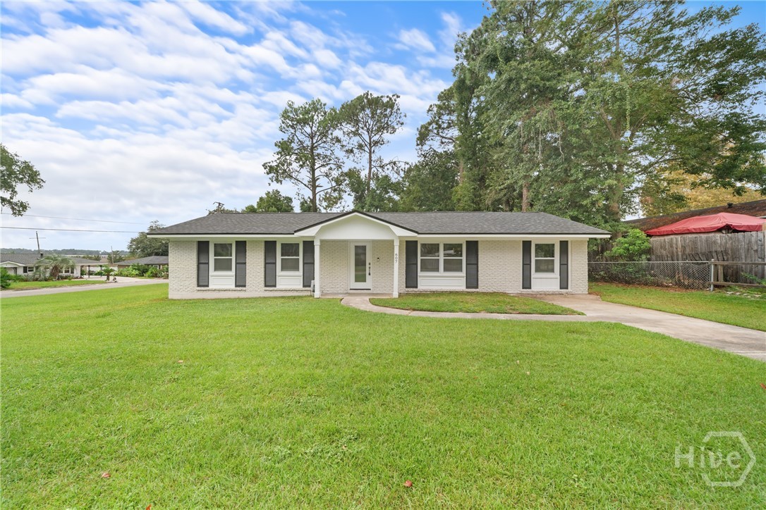 607 Dyches Drive — photo